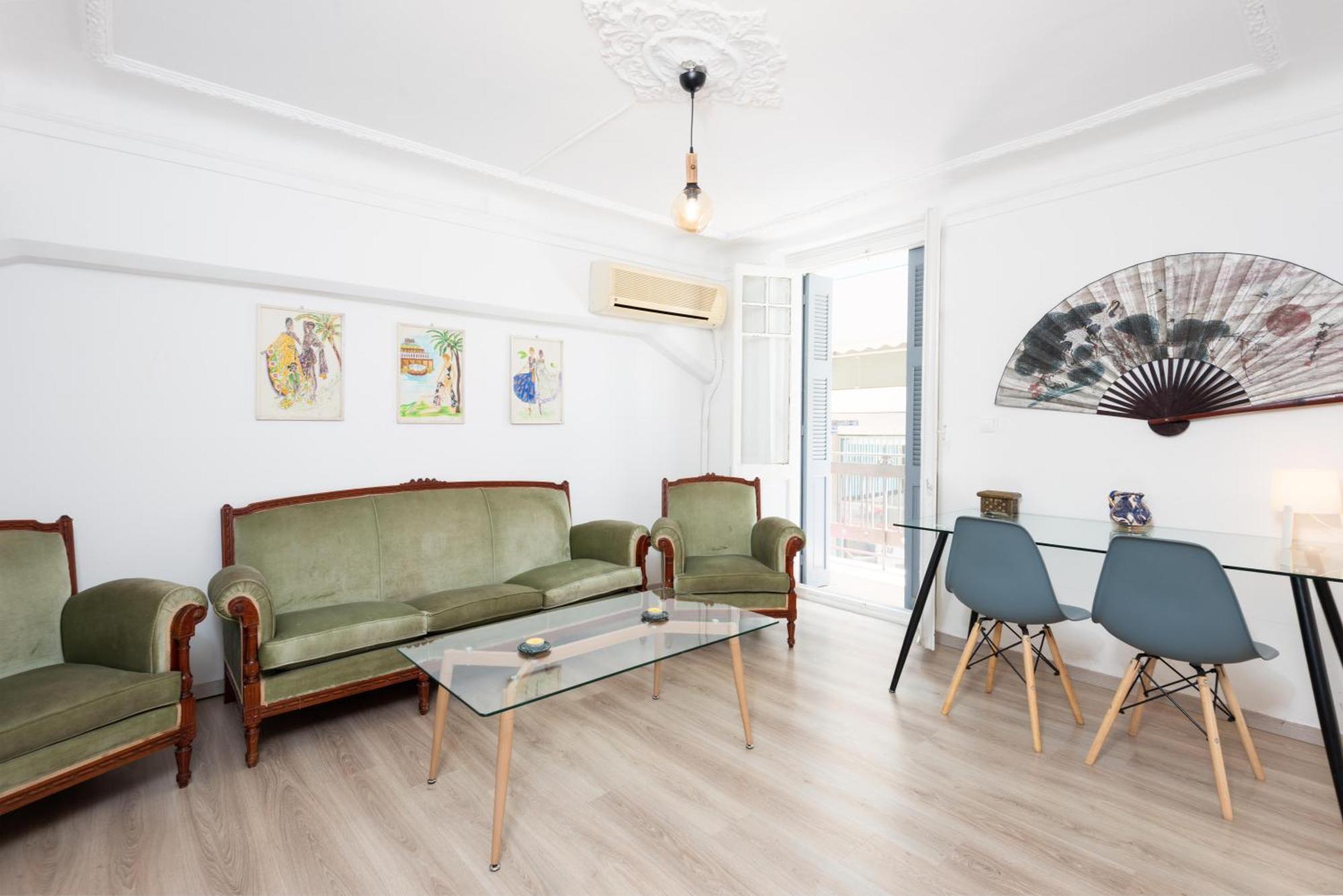 Apartment Beautiful Neo-classic In Exarchia *