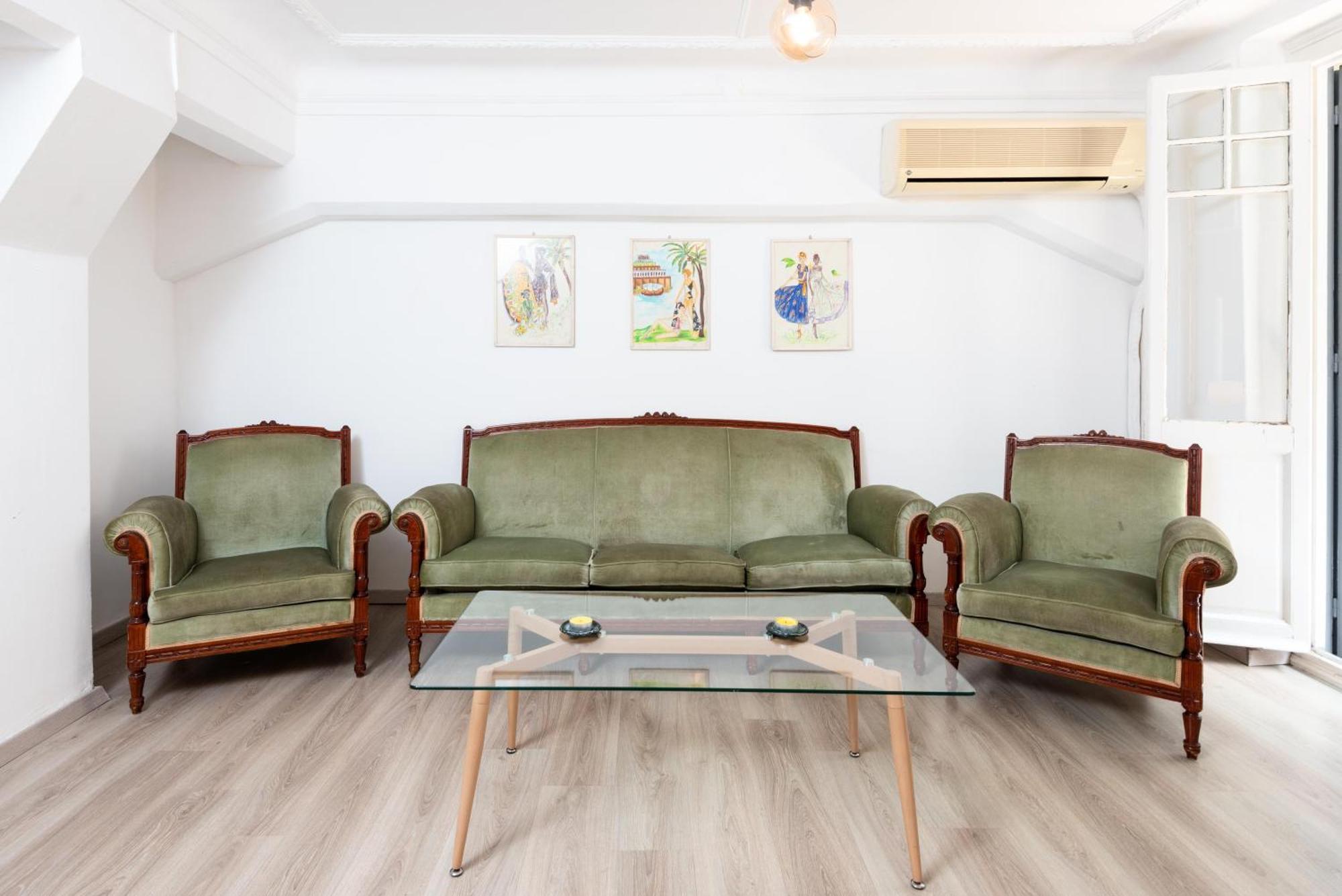 Apartment Beautiful Neo-classic In Exarchia Athens